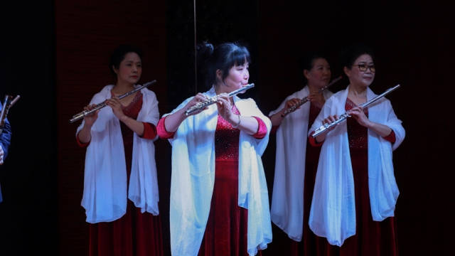 元旦联欢暨市老年大学福寿居分校结业典