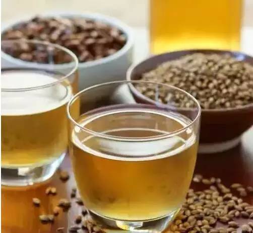 过度喂养危害大，宝宝发出的积食信号你能看懂多少？